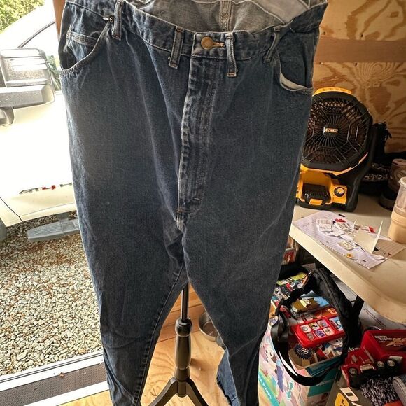 Wrangler Jeans  - Picture 3 of 4